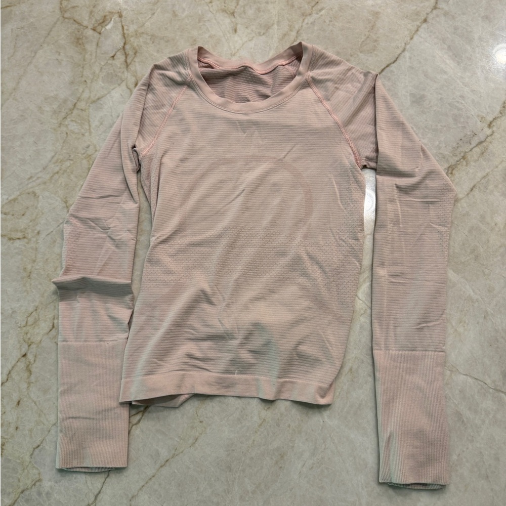 Lululemon swiftly tech long sleeve shirt 2.0 waist length size 0 flush pink